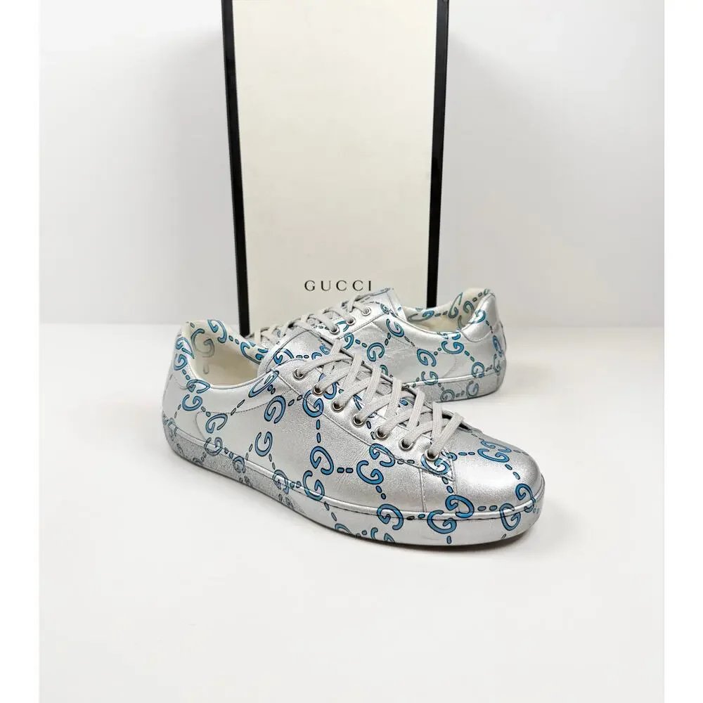 Gucci size 10